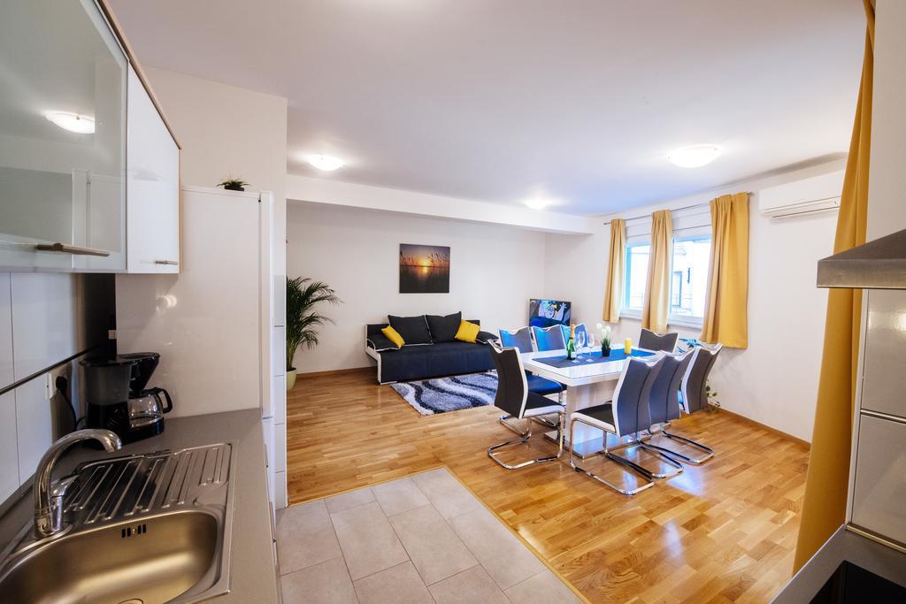 Apartment Rainbow *